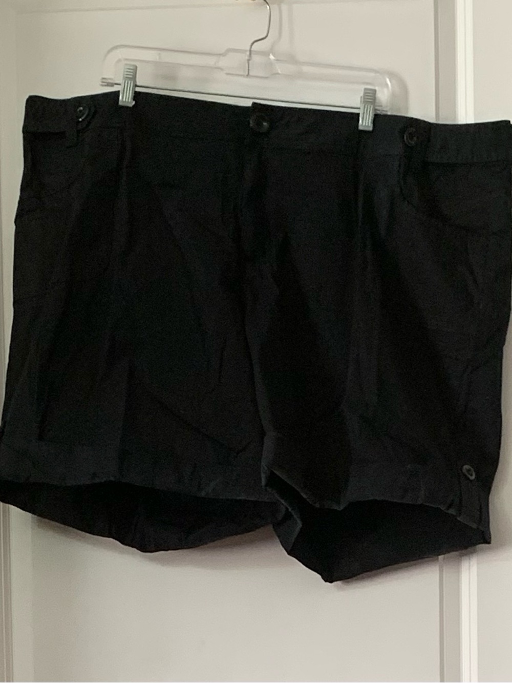 NWT Lane Bryant Venezia Cargo-Style Shorts